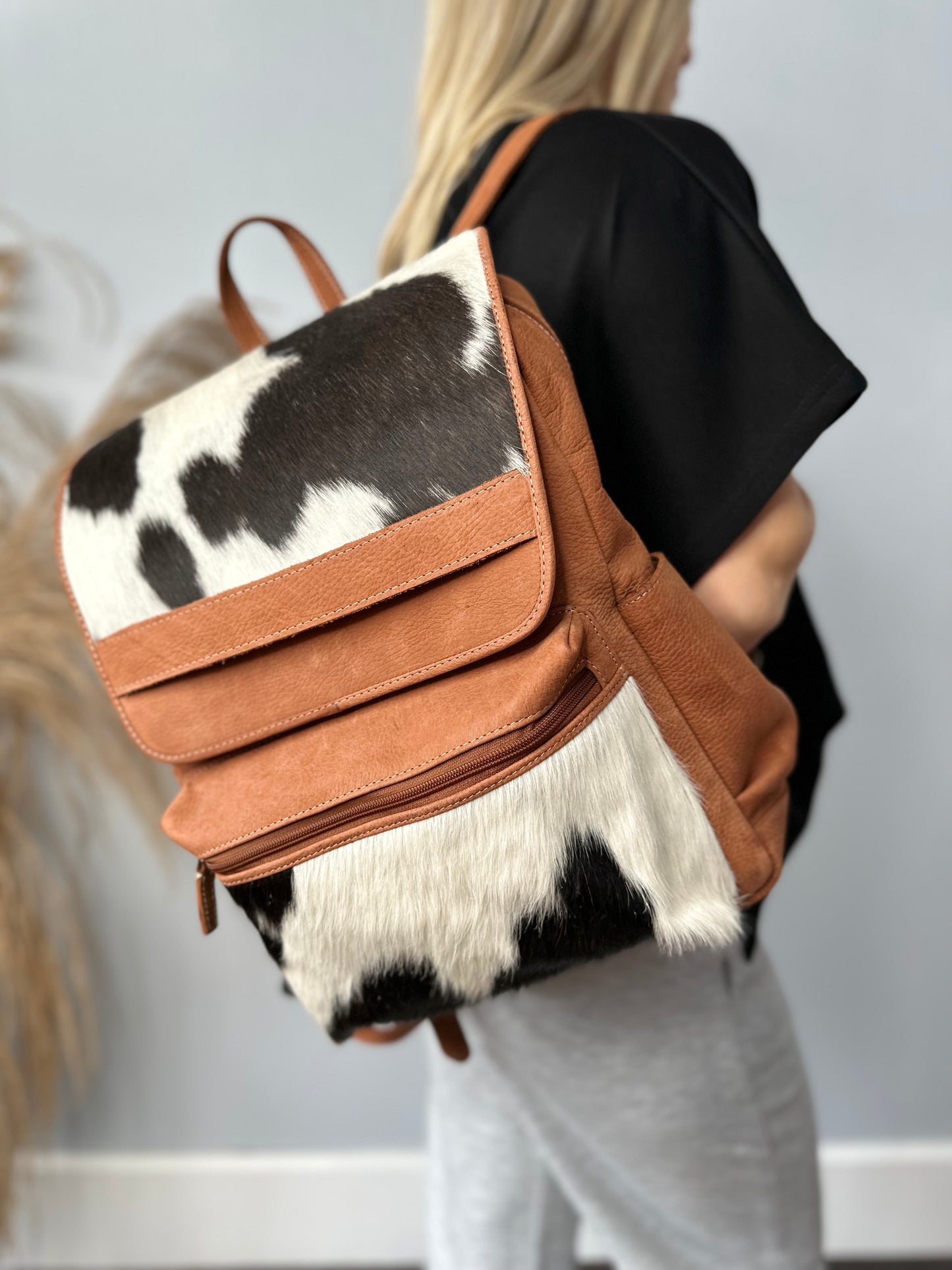 LARGE COWHIDE BACKPACK