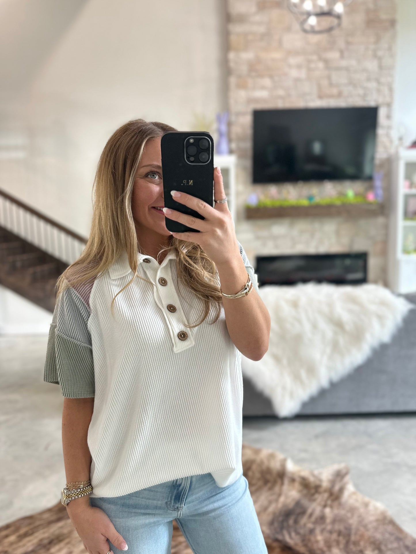 COLORBLOCK SLEEVE BUTTON UP TOP
