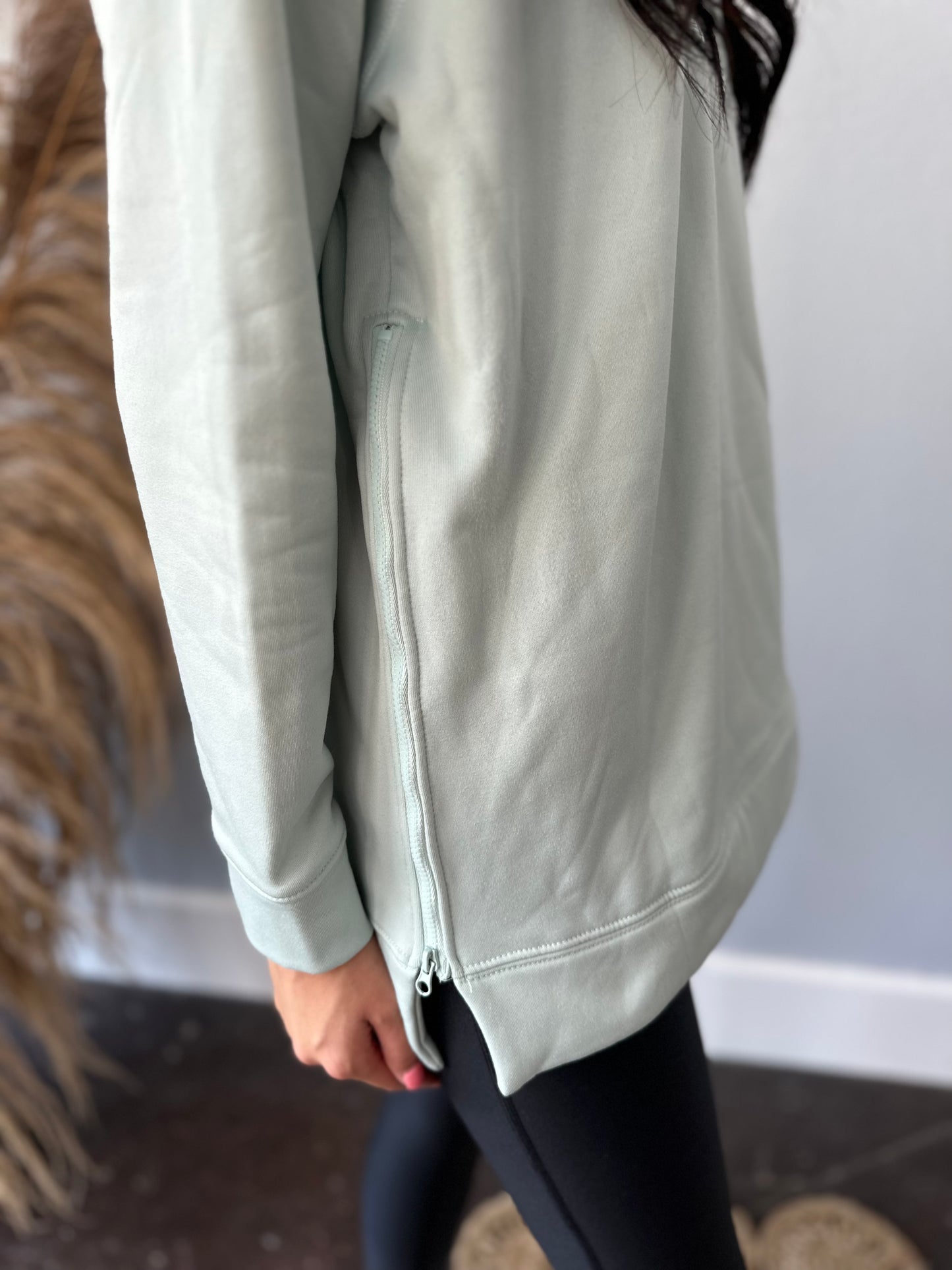 OCEAN SPRAY ANTHRO SIDE ZIP PULLOVER