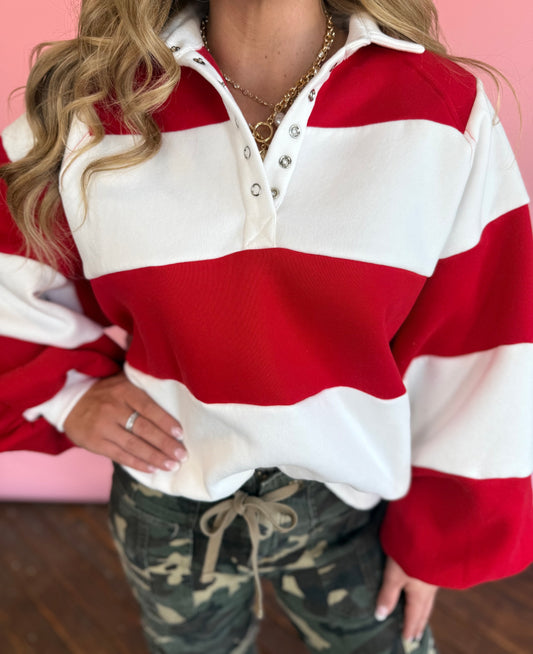 RED WHITE SNAP PULLOVER