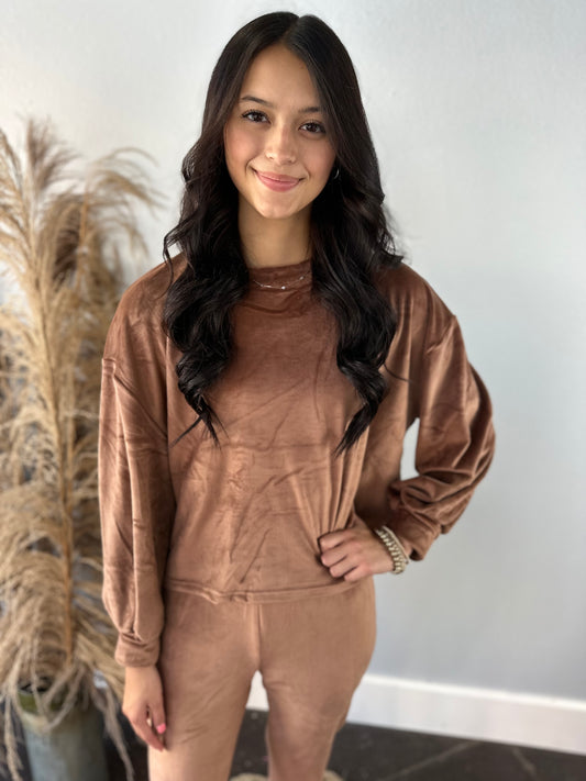 MOCHA VELOUR LONG SLEEVE TOP & HIGH WAISTED PANTS
