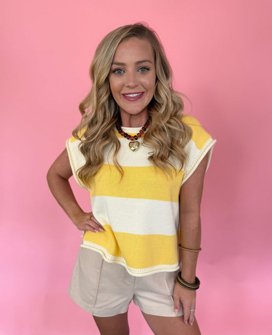 LEMON SLEEVELESS SWEATER TOP