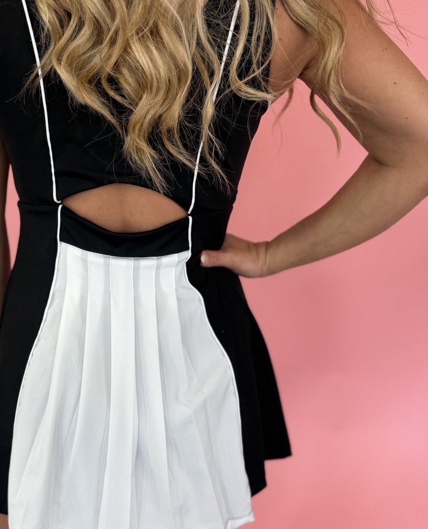 BLACK ATHLETIC DRESS