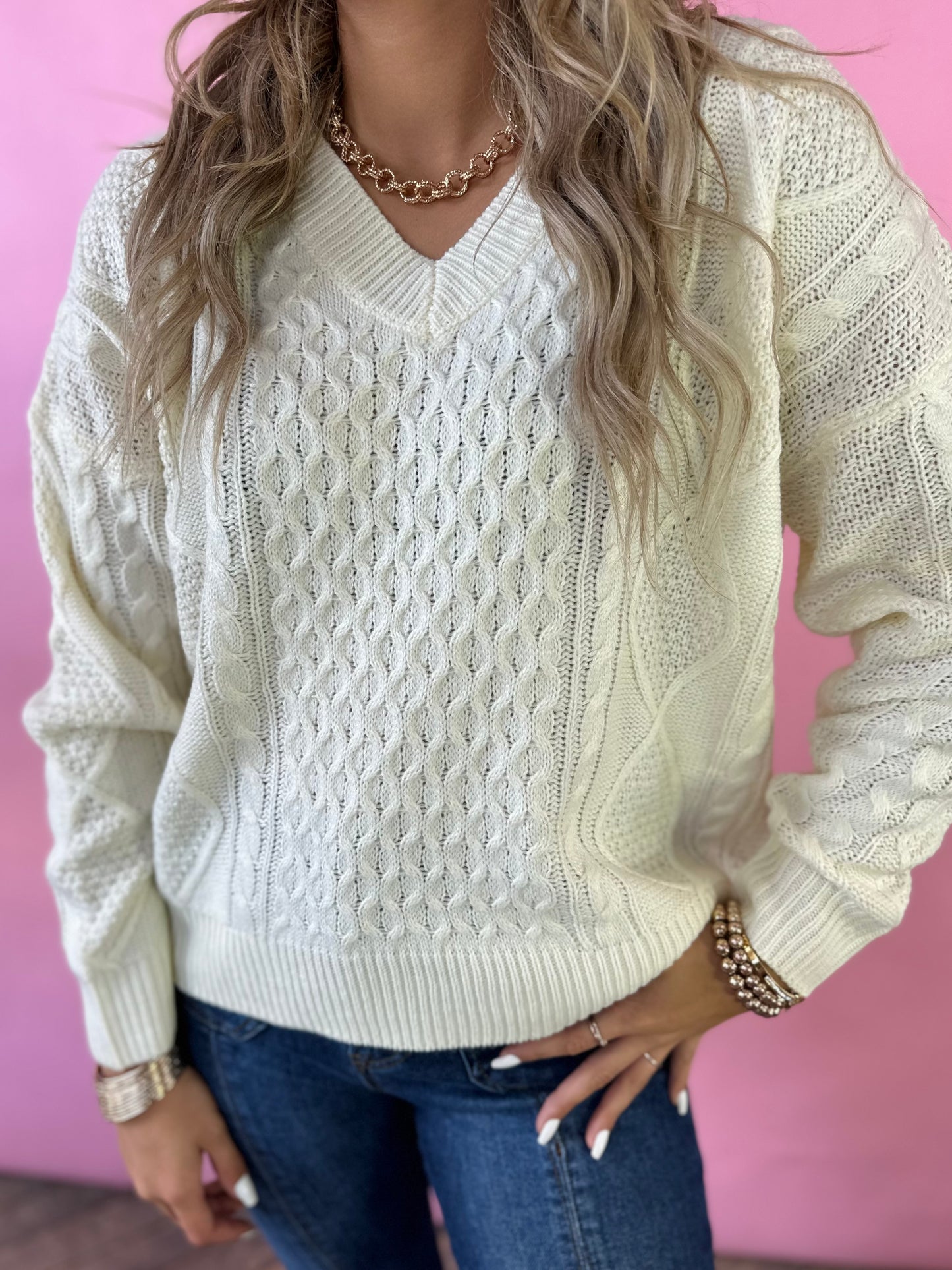 TRADITIONAL CREAM SWEATER