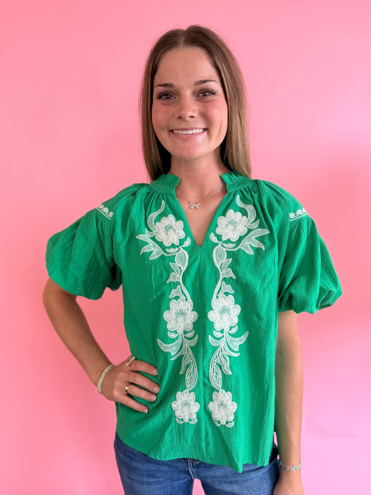 KELLY GREEN EMBROIDERED DETAIL TOP