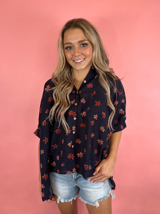 NAVY W/RUST FLOWER TOP