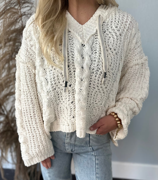 OFF WHITE LOOSE KNIT HOODED SWEATER