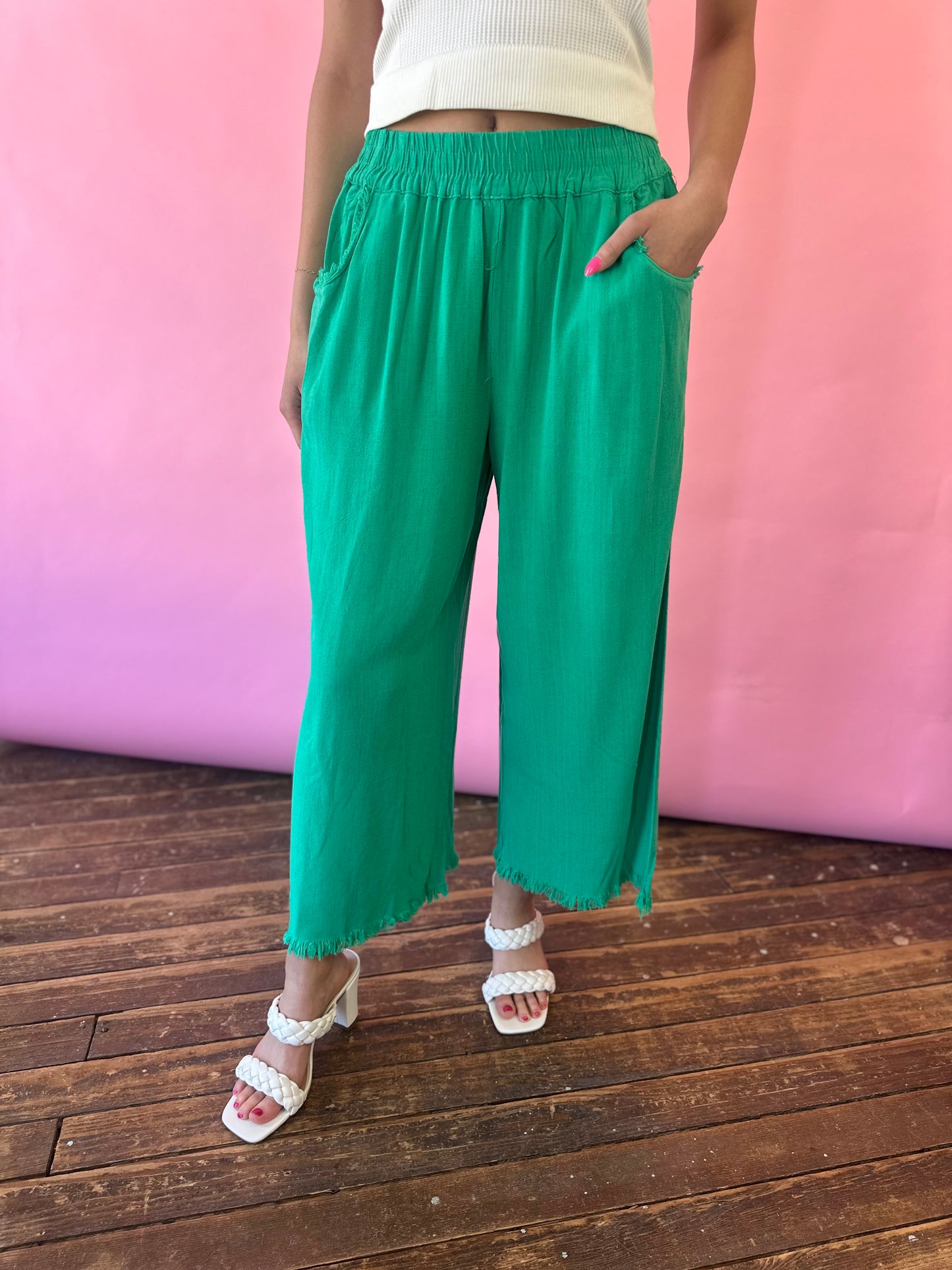 GREEN LINEN CROP PANT