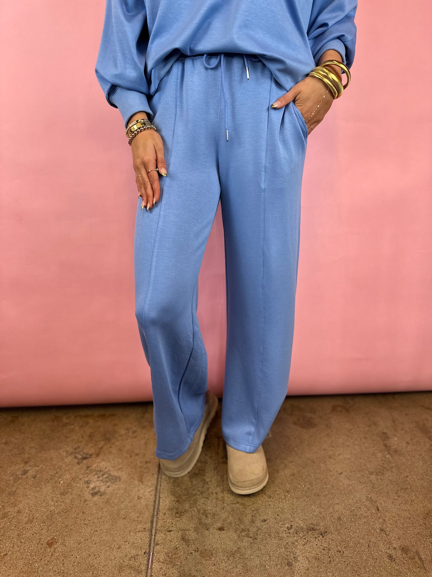 BLUE COLLARED SET
