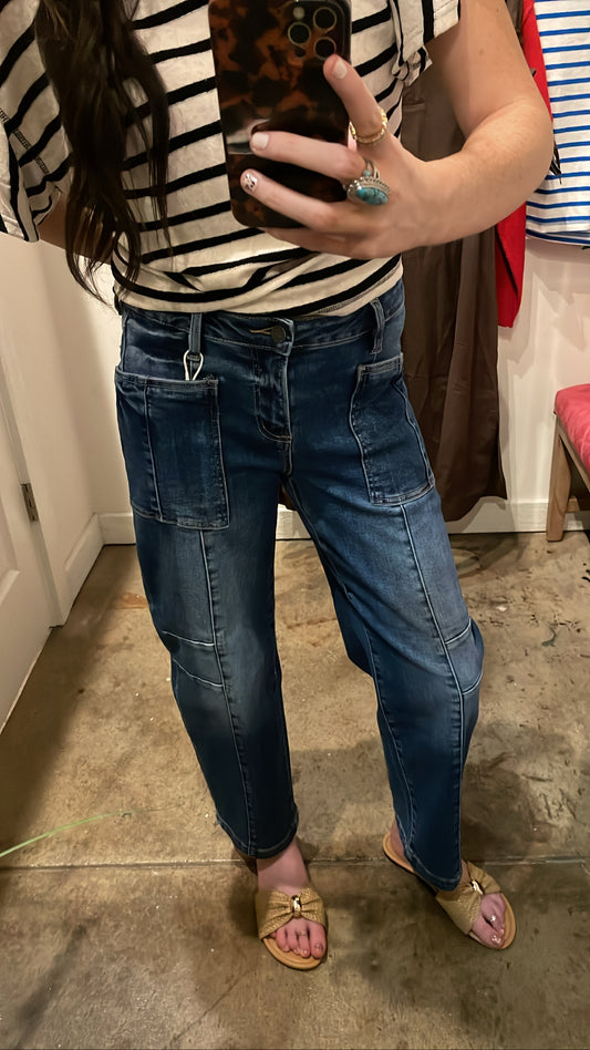 PATCH POCKET DENIM BARREL JEANS