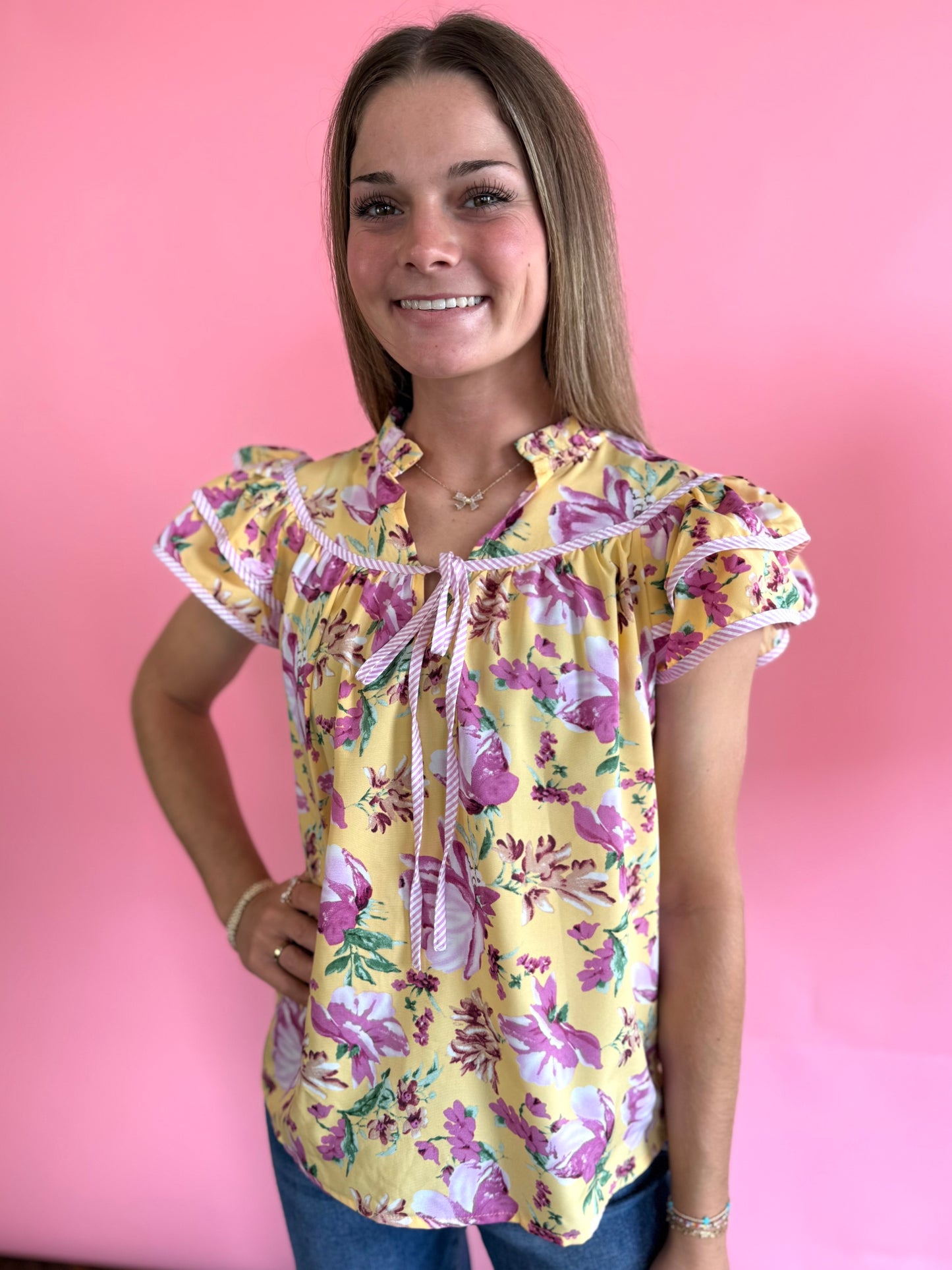 YELLOW FLORAL PIPING DETAIL TOP