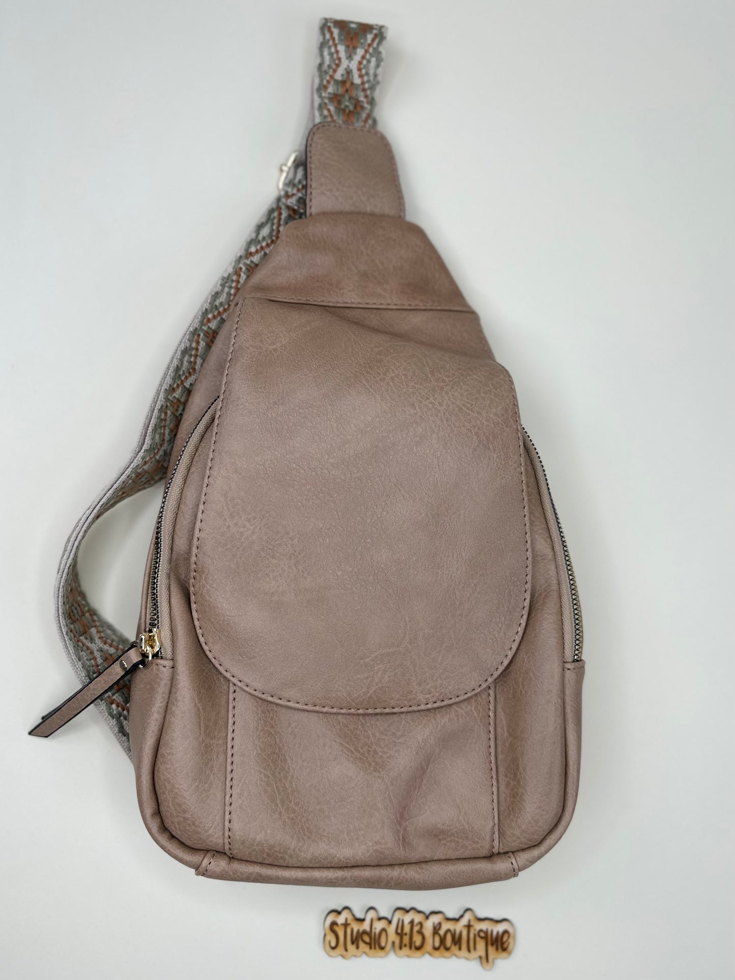TAUPE PLEATHER SLING BAG