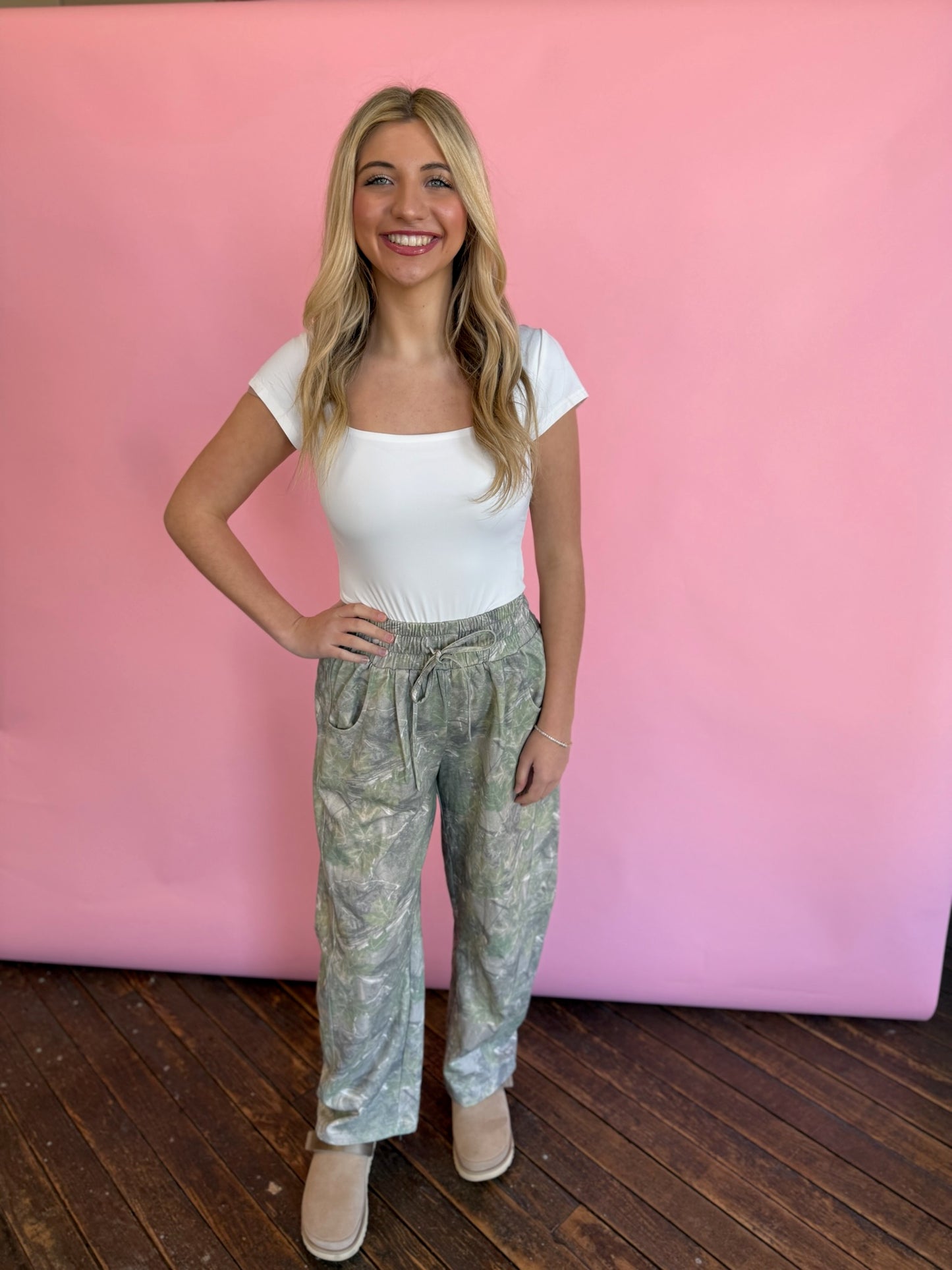 LT GREEN CAMO LOUNGE PANTS