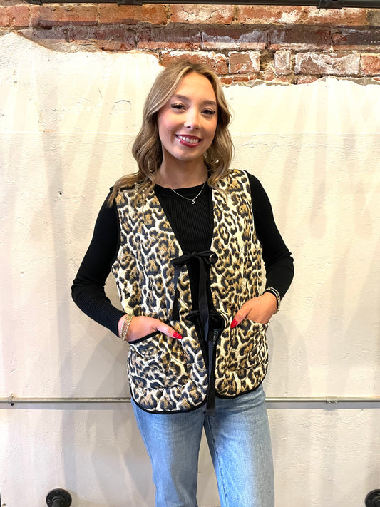 CHEETAH QUILTED FRONT TIE VEST