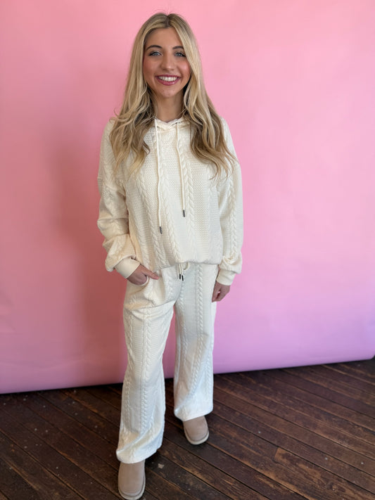 THE PERFECT HOODED SET CREAM