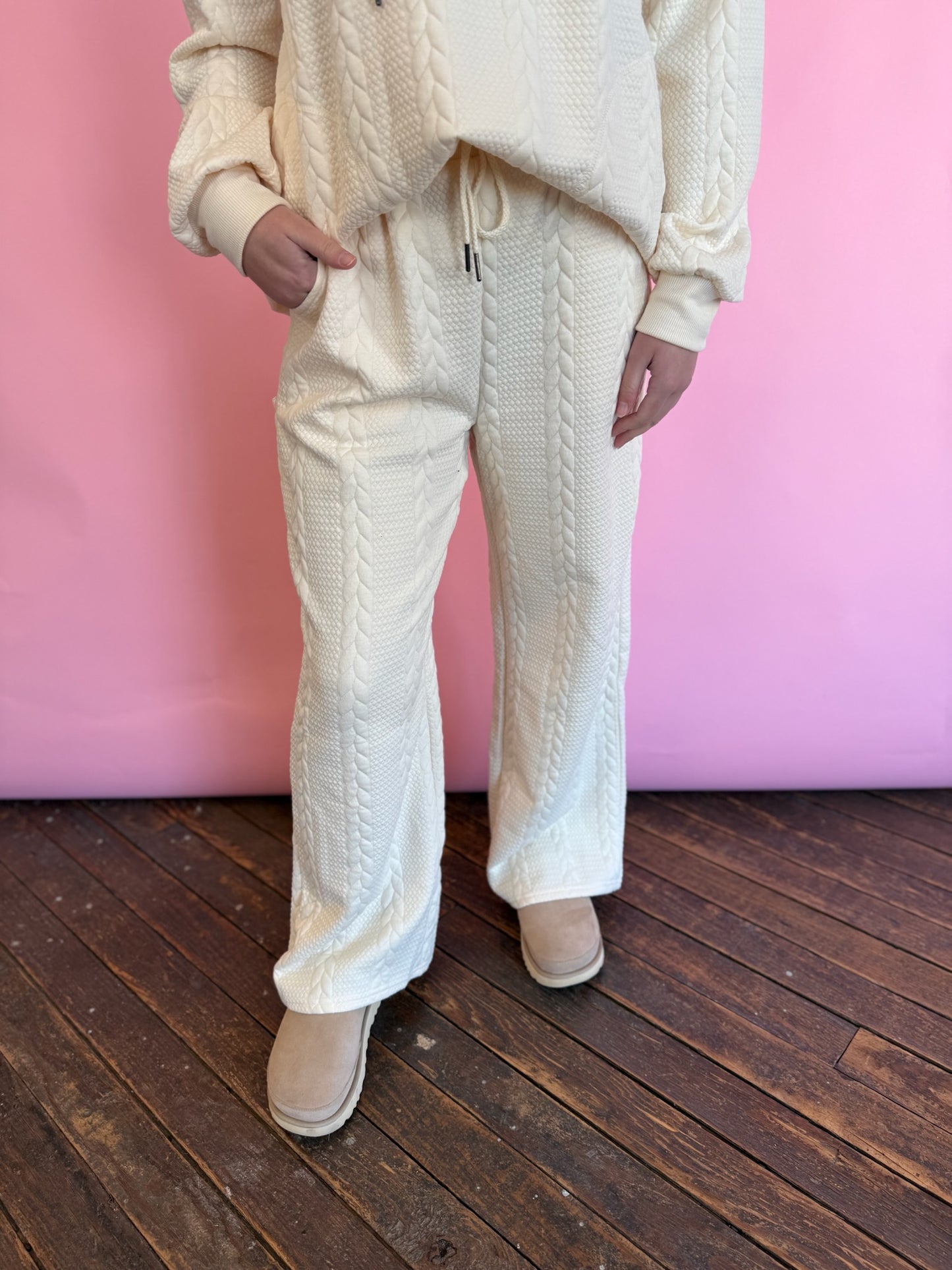 THE PERFECT HOODED SET CREAM