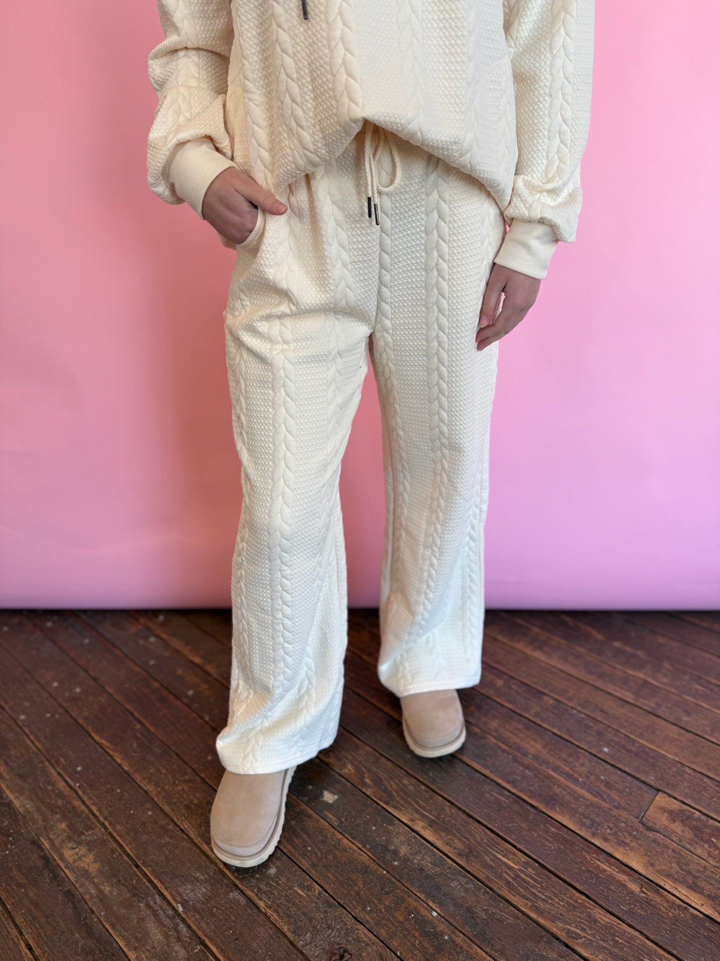 THE PERFECT HOODED SET CREAM