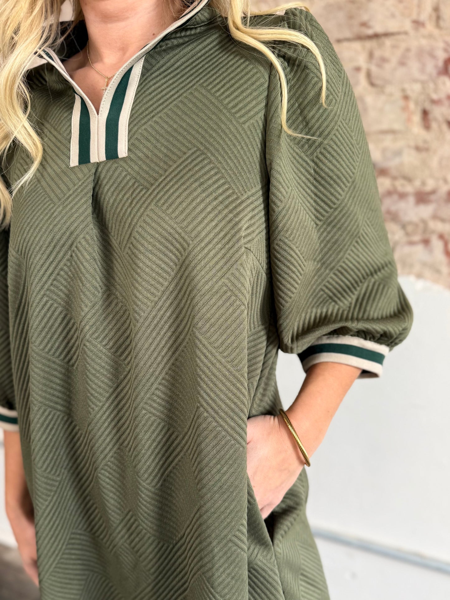 OLIVE TEXTURED DRESS