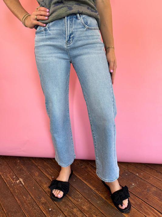 NOT YOUR AVERAGE LIGHT DENIM JEAN