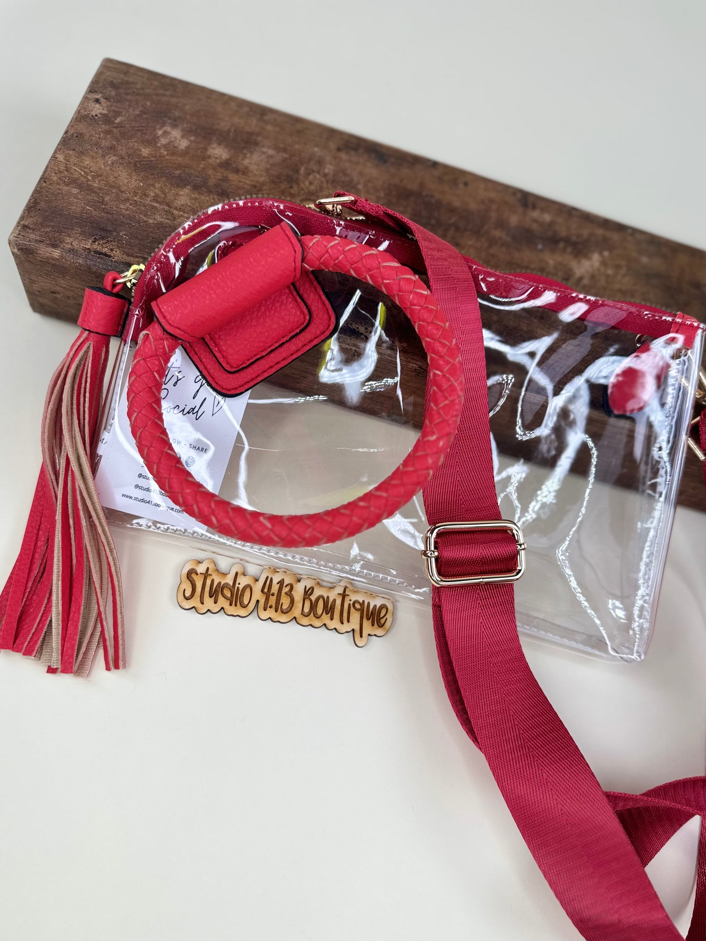 RED DETAIL CLEAR PURSE