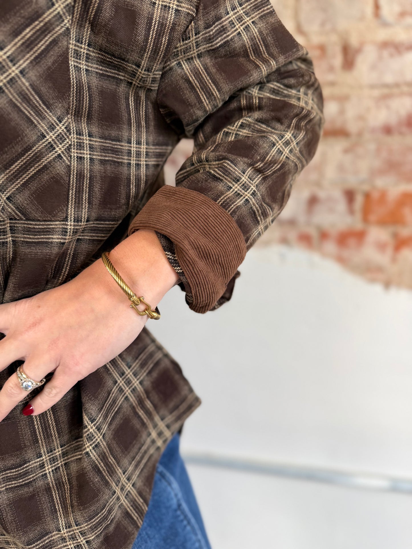 BROWN CORDUROY COLLAR SHACKET
