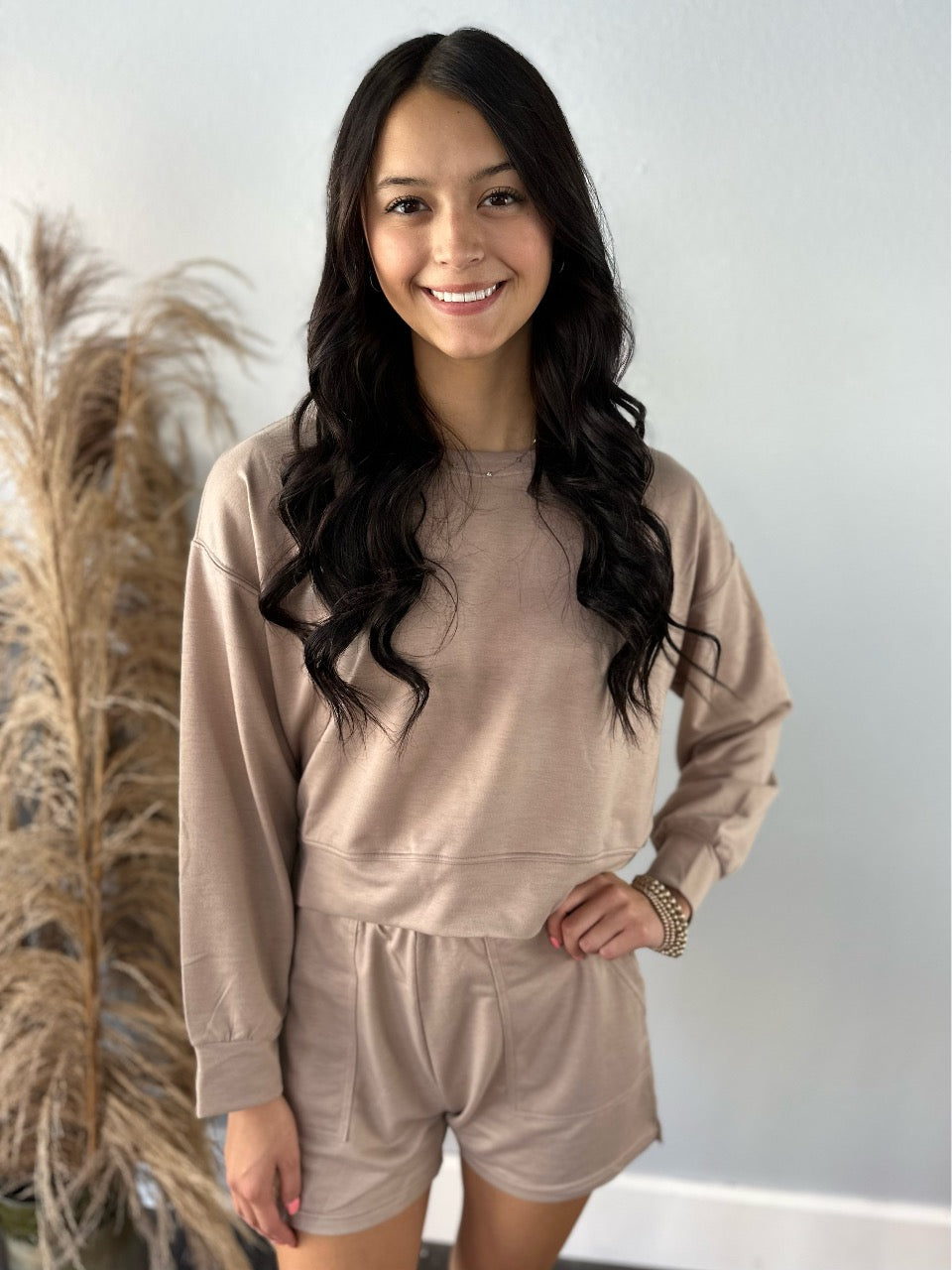 CRUNCH TIME TAUPE SHORT SET