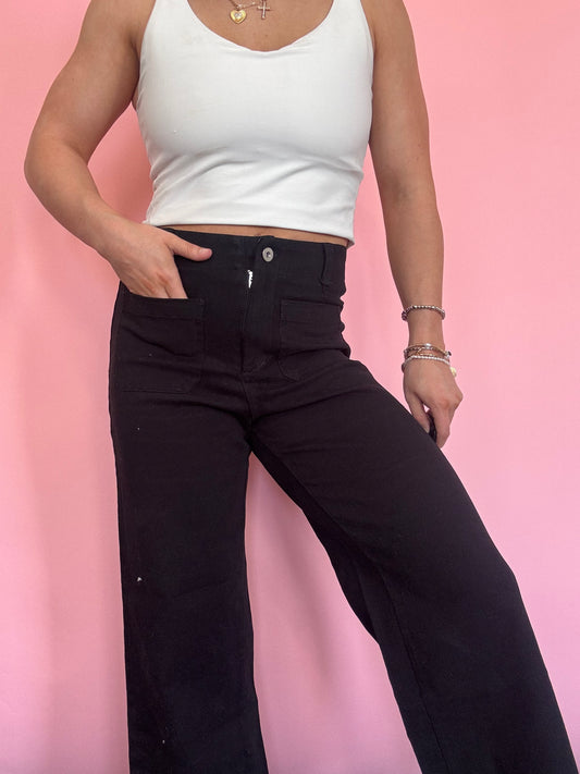 BLACK CROP PANT