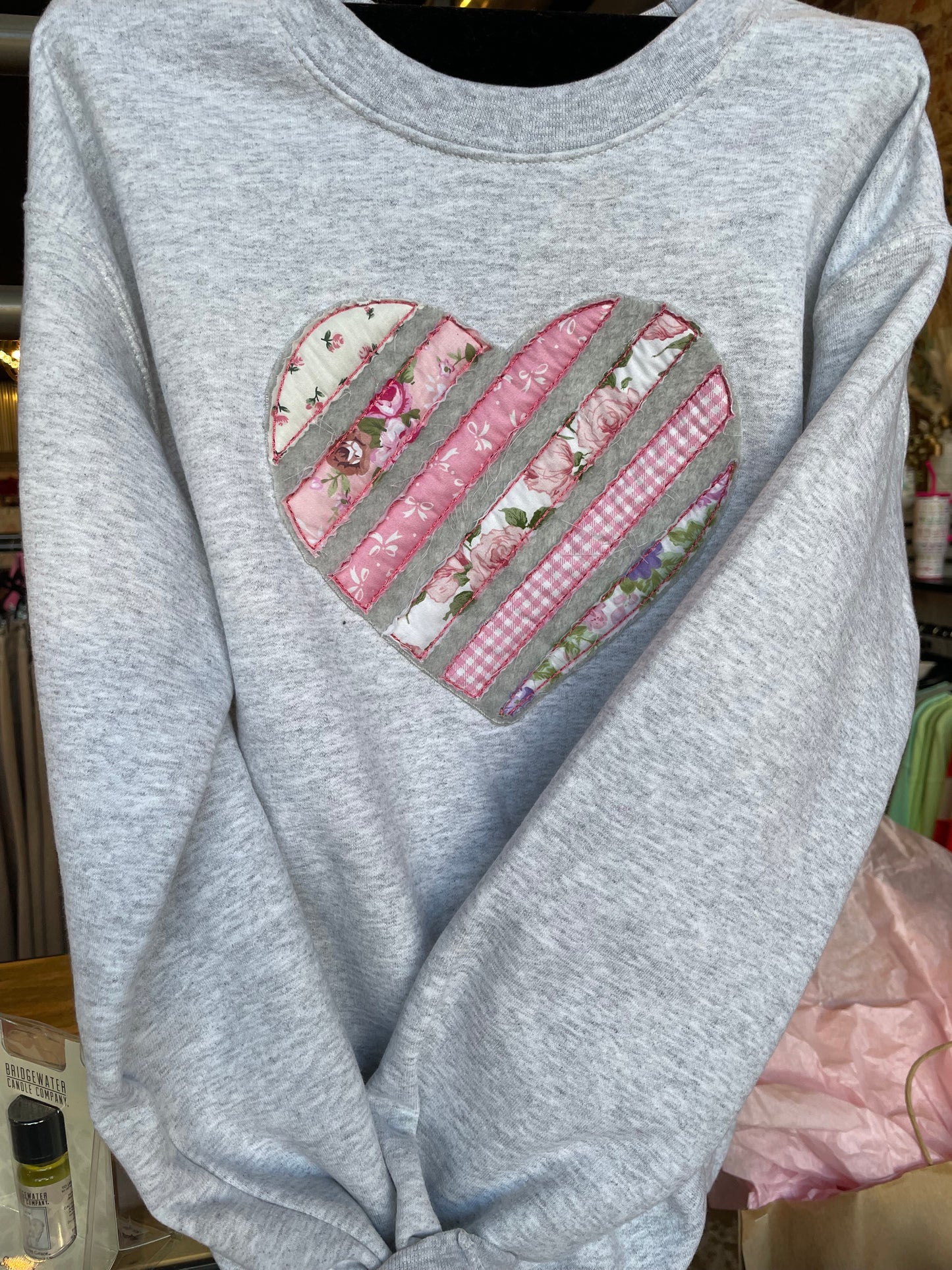GREY RAGGY HEART SWEATSHIRT