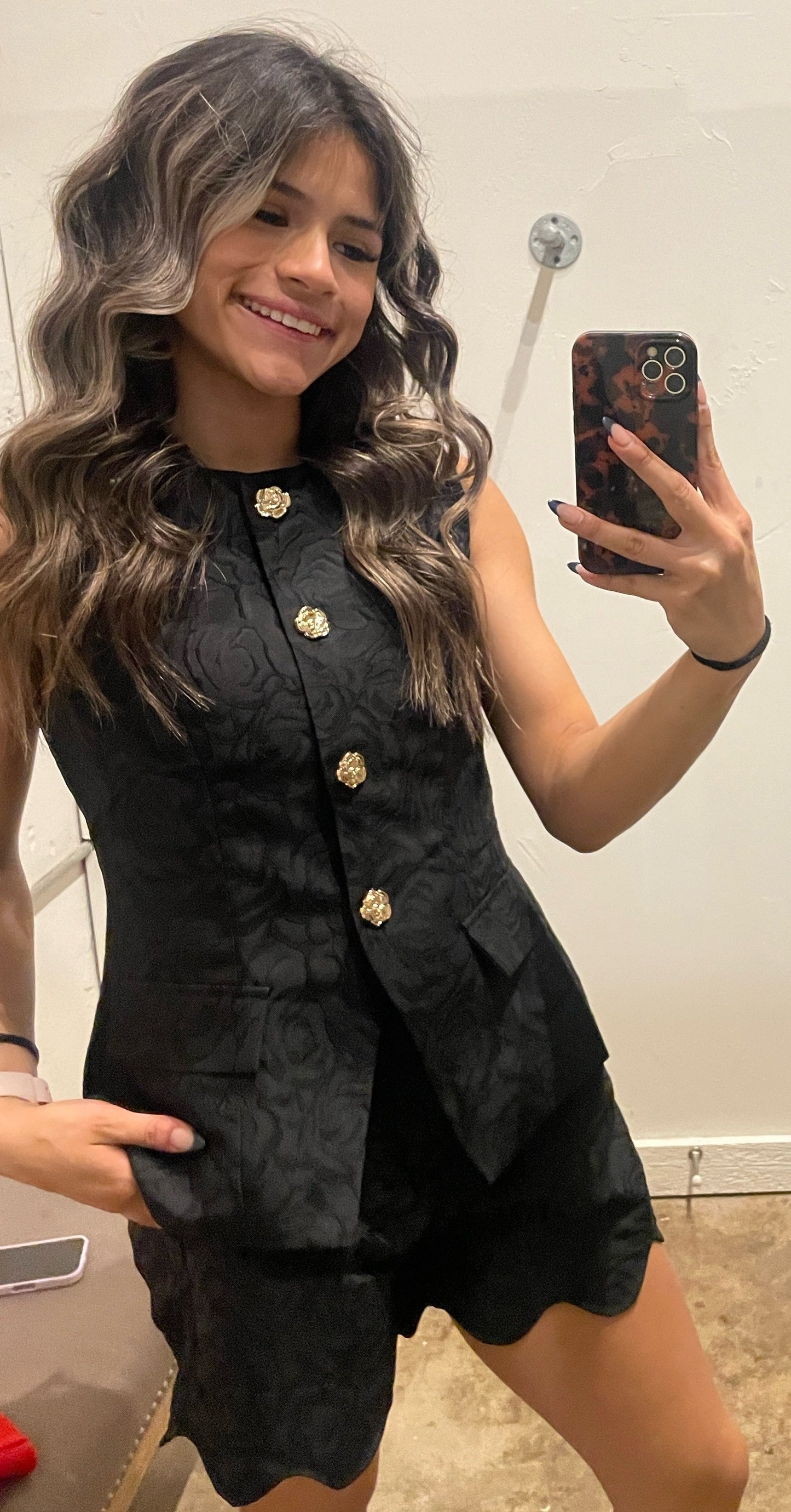 BLACK ROSE TEXTURED SHORTS SET