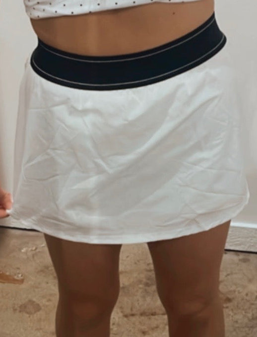 WHITE ALPHA WINDBREAKER SKIRT