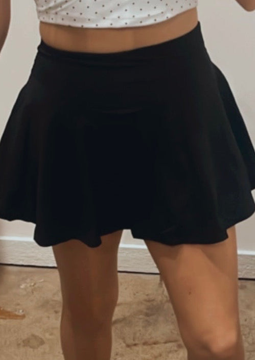 BLACK KEYHOLE, BOW SKIRT