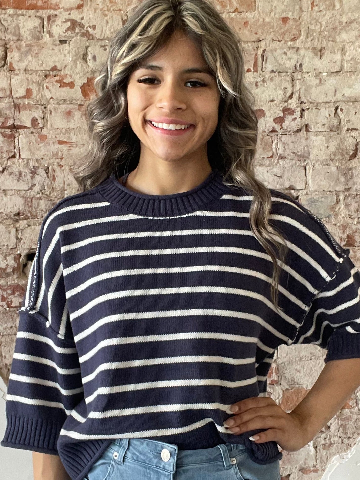 STRIPED NAVY SWEATER