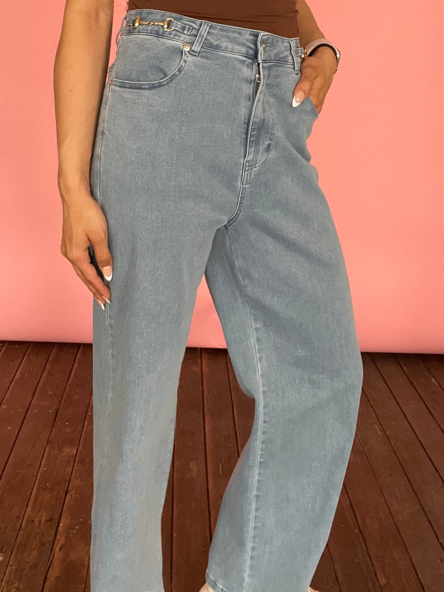 SNAFFLE BIT CROP JEANS