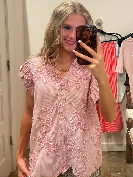 RED/WHITE TEXTURED PATTERN TOP