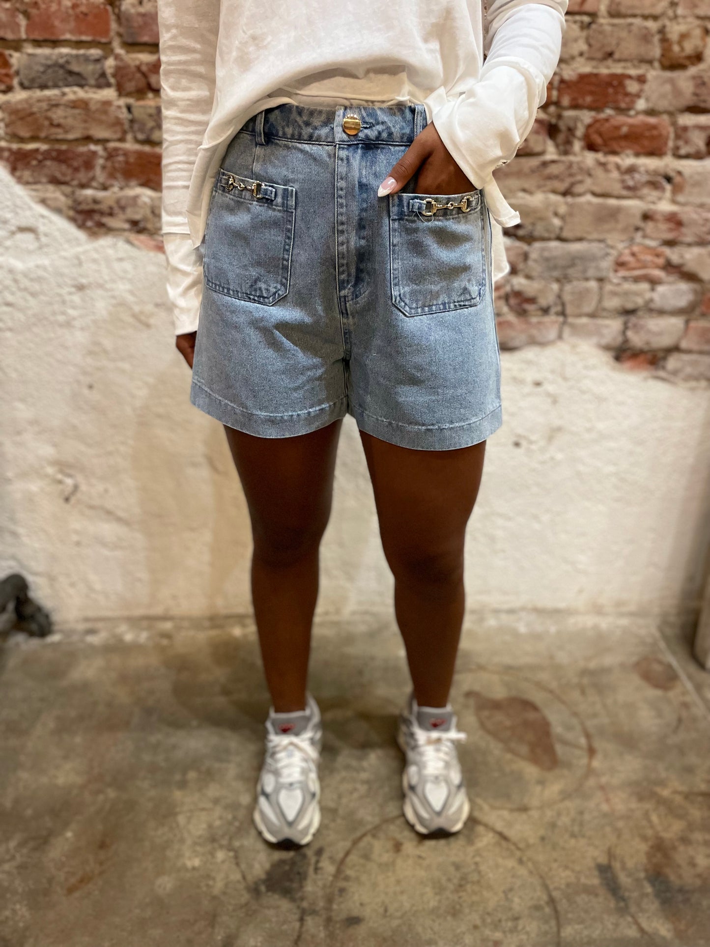 SNAFFLE BIT DENIM SHORTS
