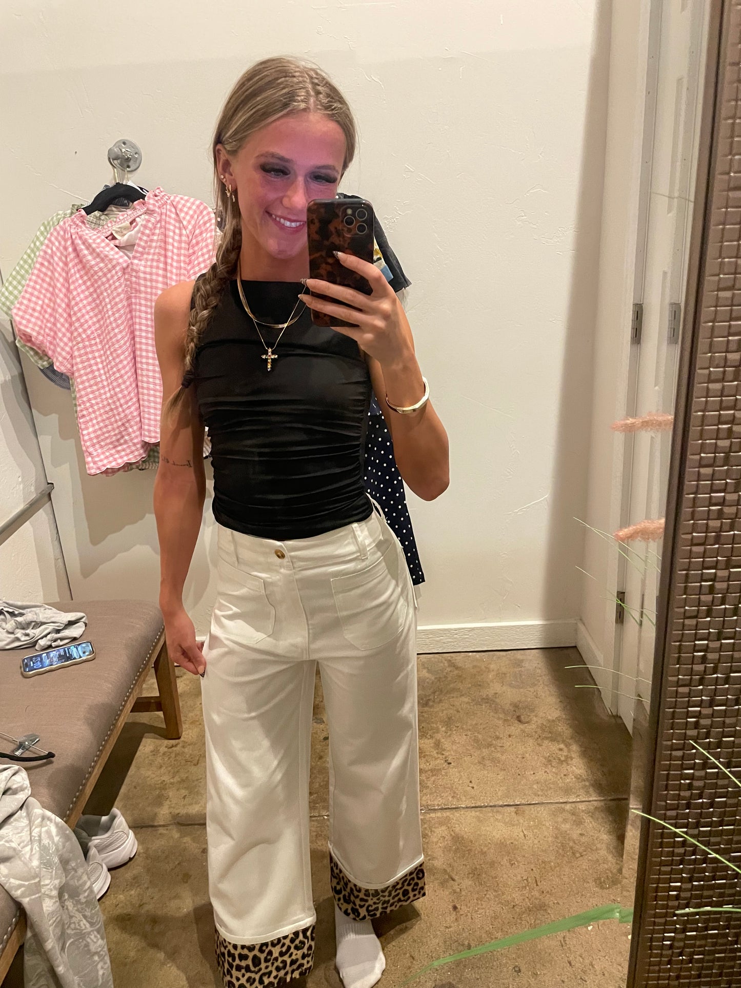 WHITE CROP DENIM JEANS W/CHEETAH CUFF