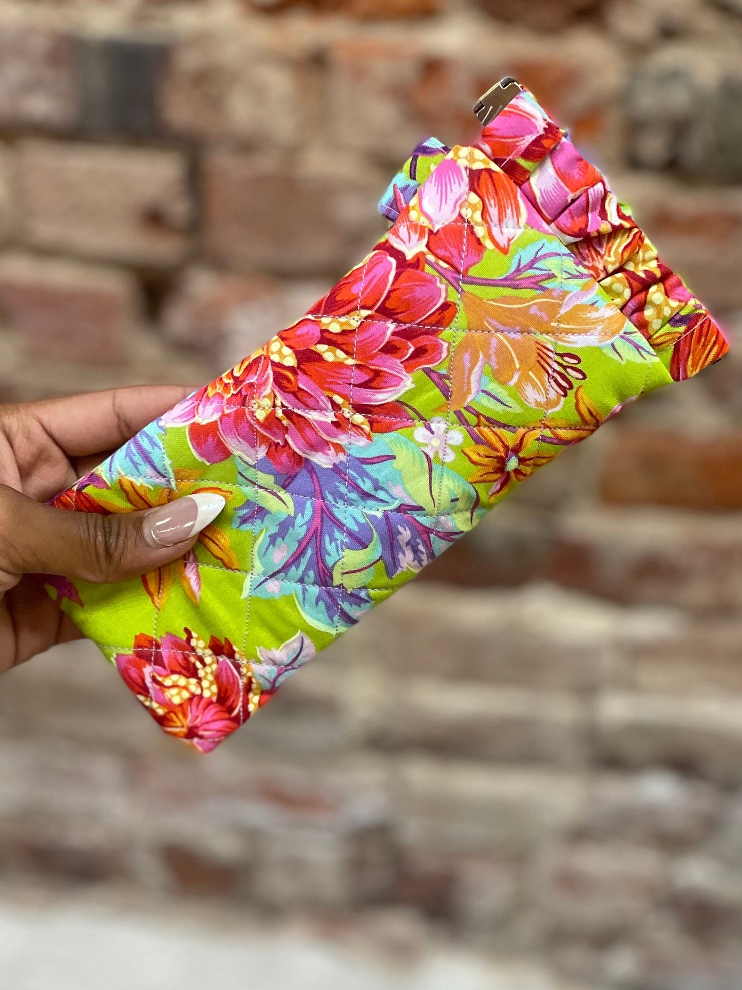 LIME FLORAL GLASSES CASE