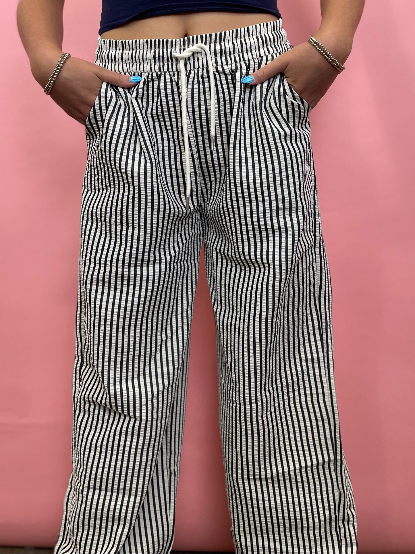 BLACK STRIPED ELASTIC WAIST PANTS