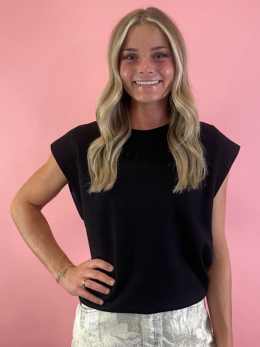 BLACK COOL FEELS CAP SLEEVE TOP