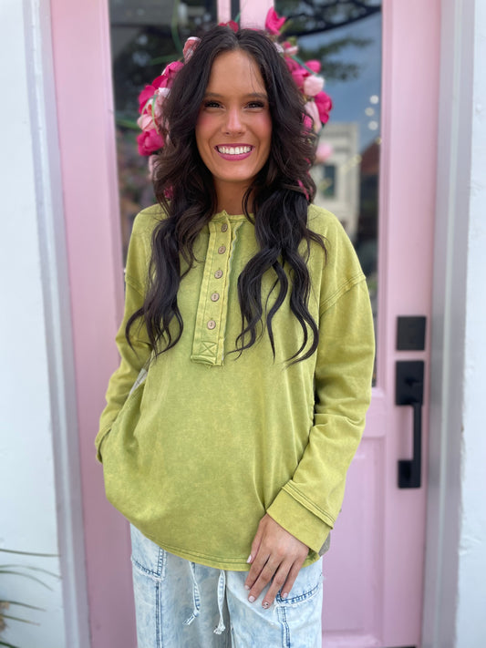 GREEN PLAID HENLEY TOP