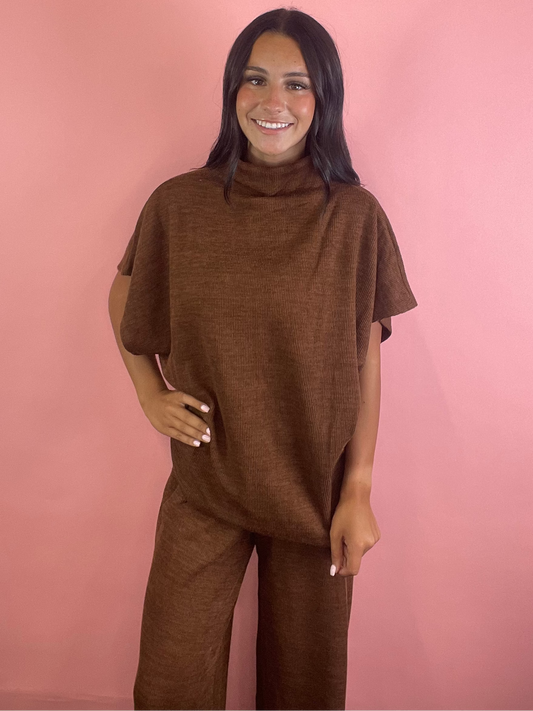 MOCHA MOCK NECK SET