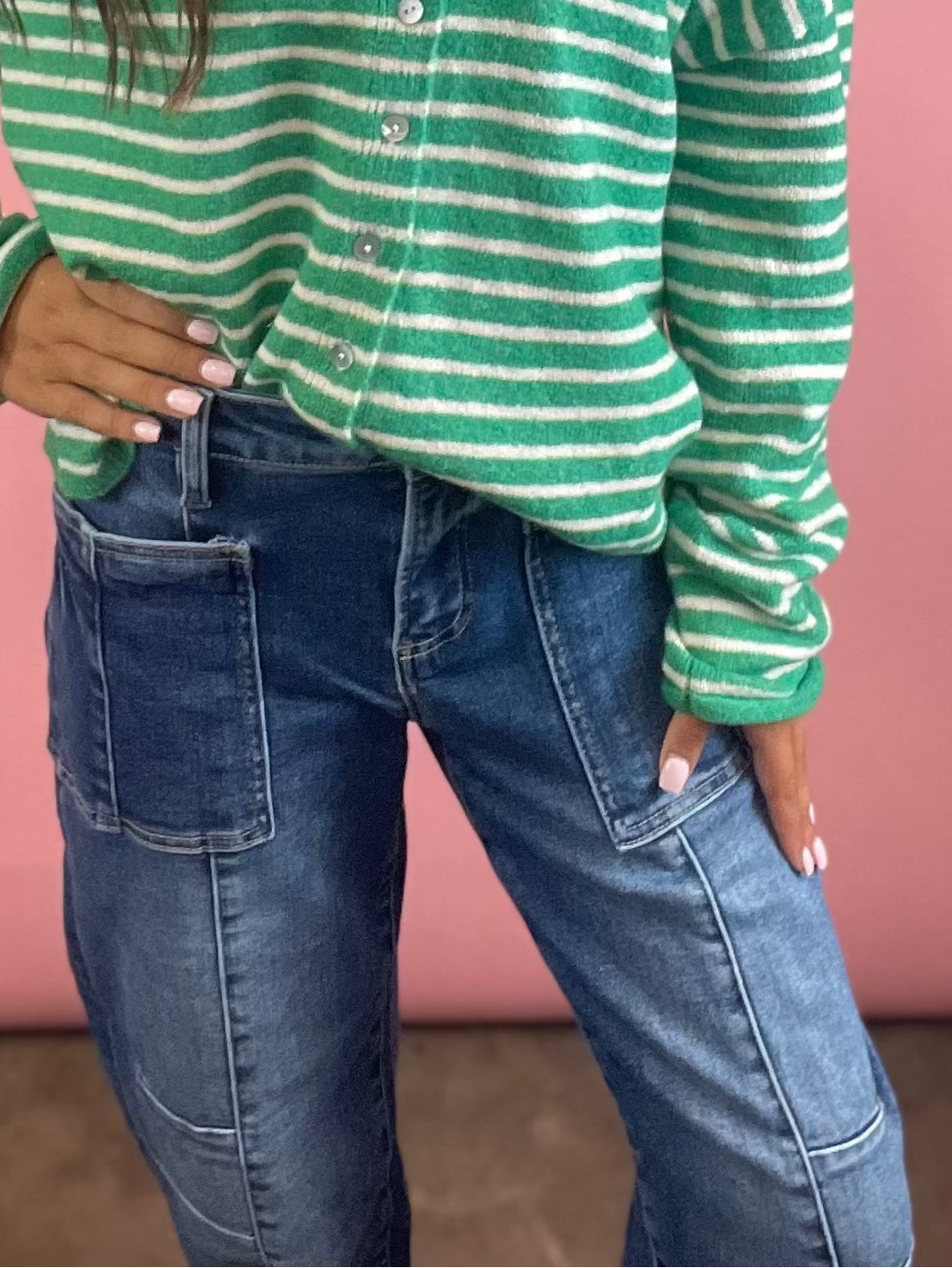PATCH POCKET DENIM BARREL JEANS