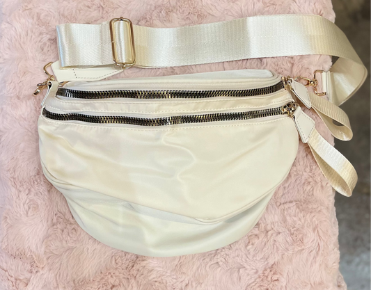 CREAM TWO ZIPPER BUM BAG