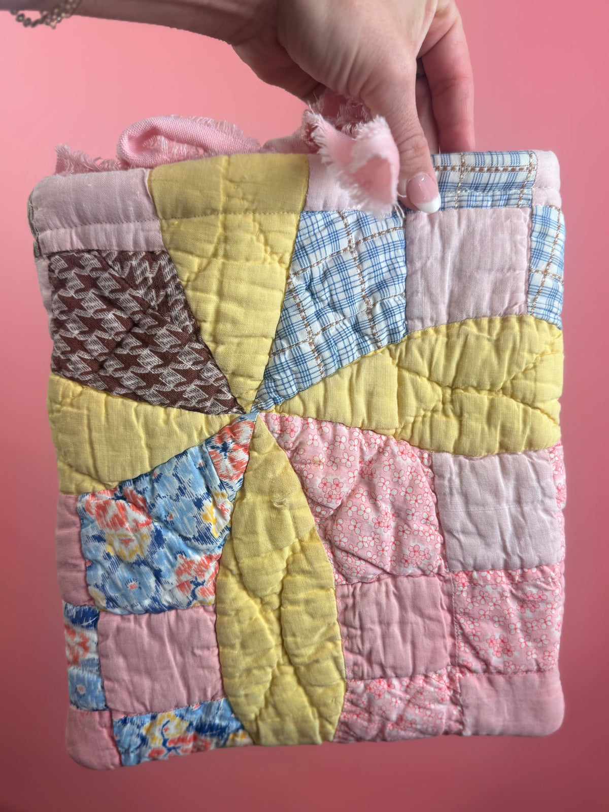 QUILTED BOOK SLEEVE YELLOW/DENIM/PINK