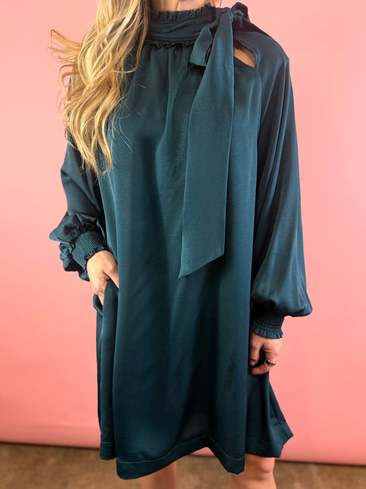 DARK GREEN LONG SLEEVE TIE DRESS