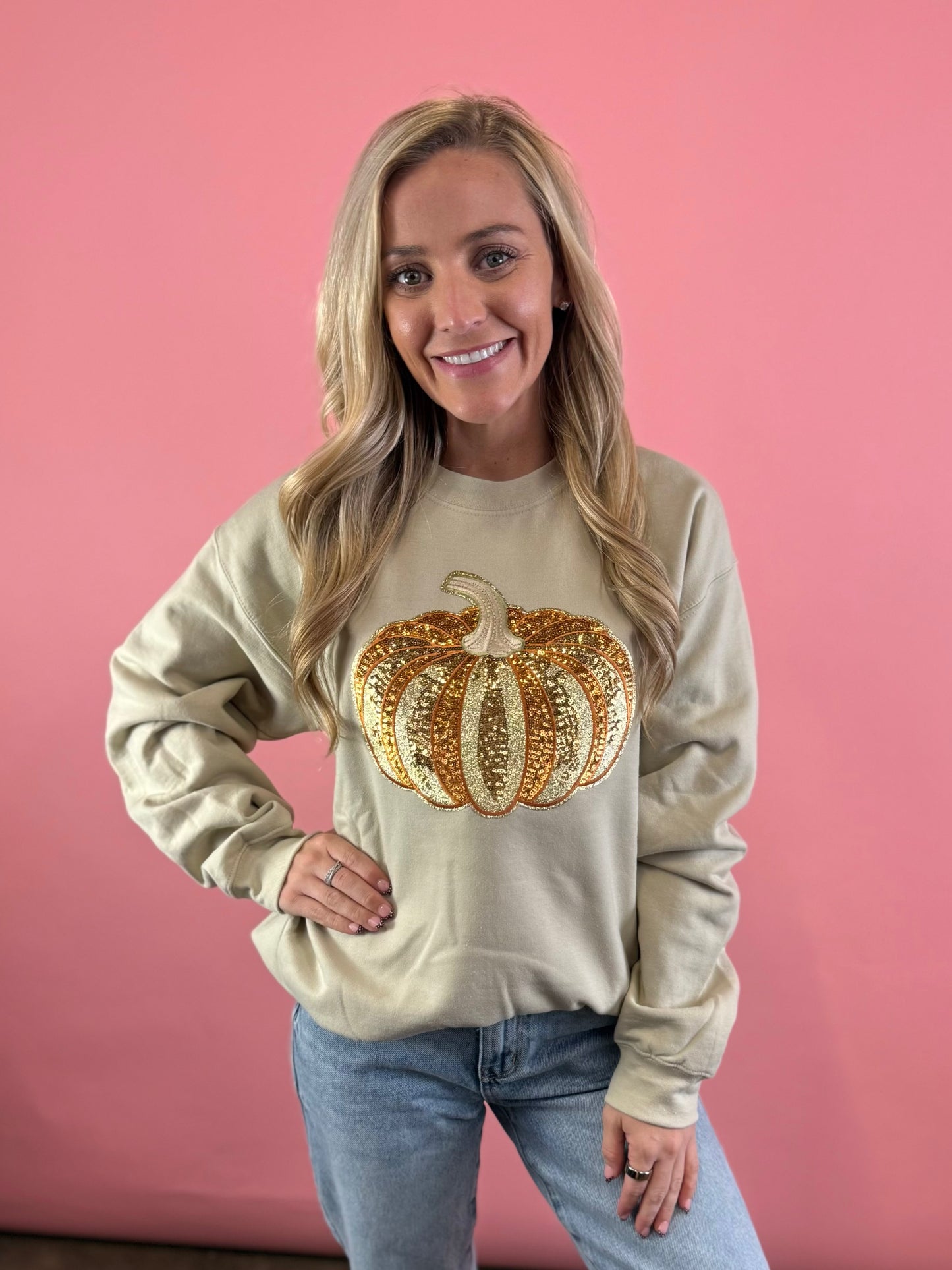TAN W/GLITTER PATCH SWEATSHIRT