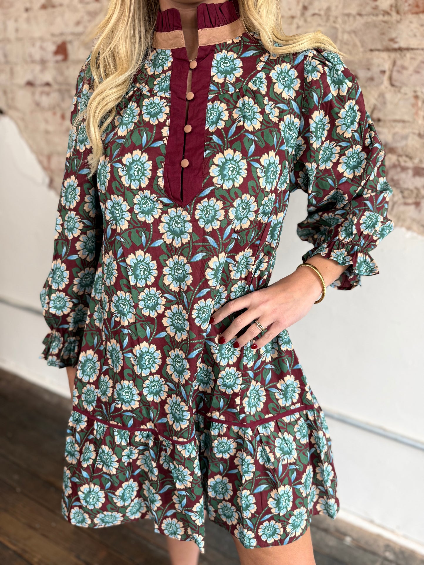 CREAM/BLUE FLOWER ON BURGUNDY DRESS