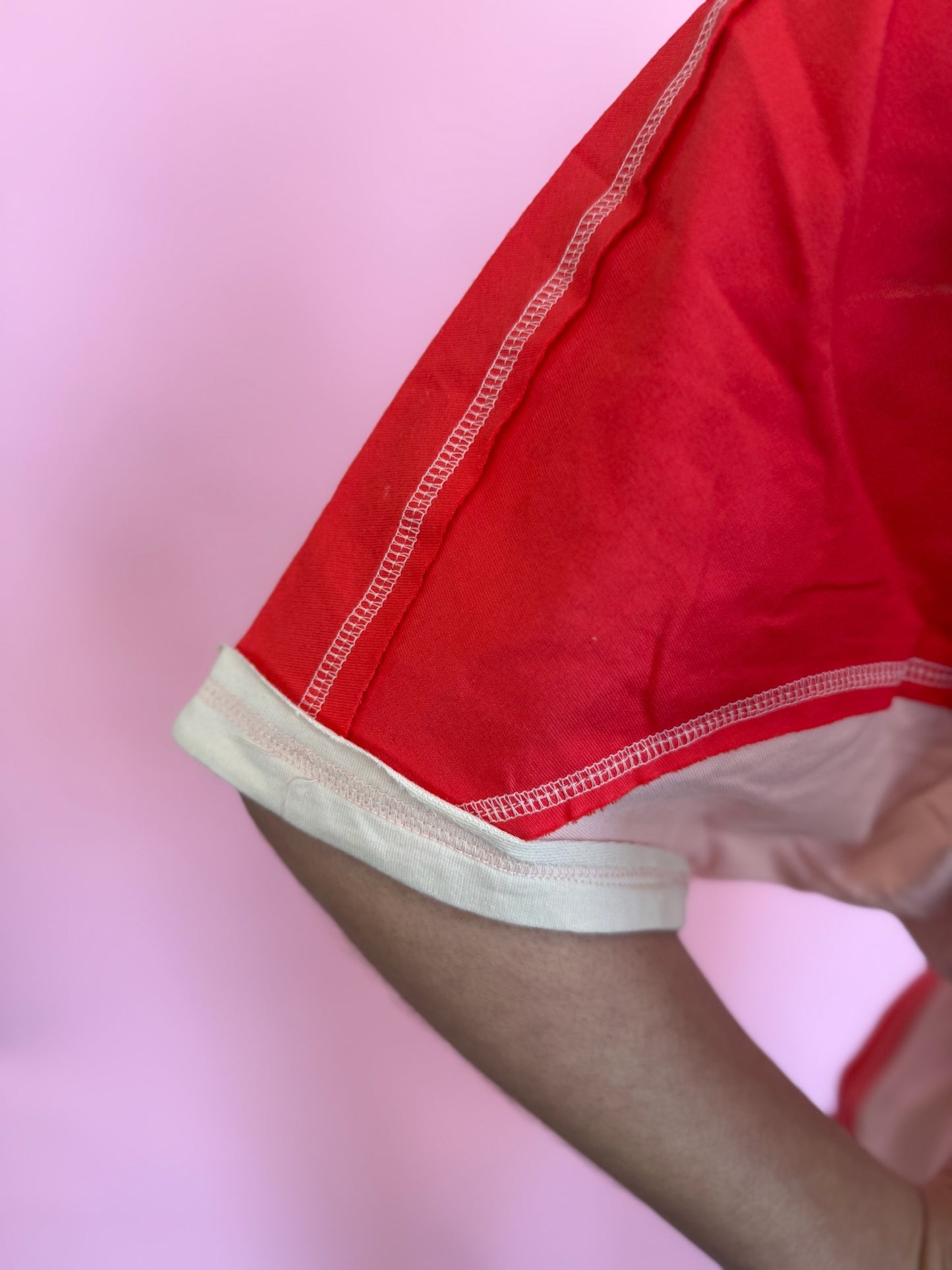RED/PINK S/S COLORBLOCK TOP