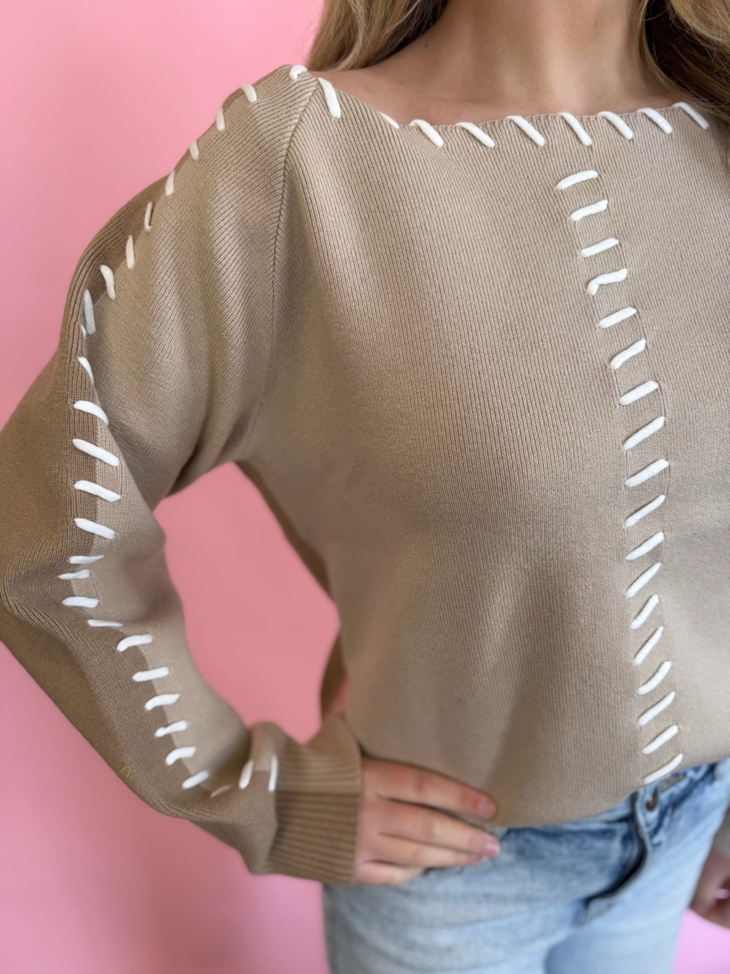 TWO TONE STITCH SWEATER