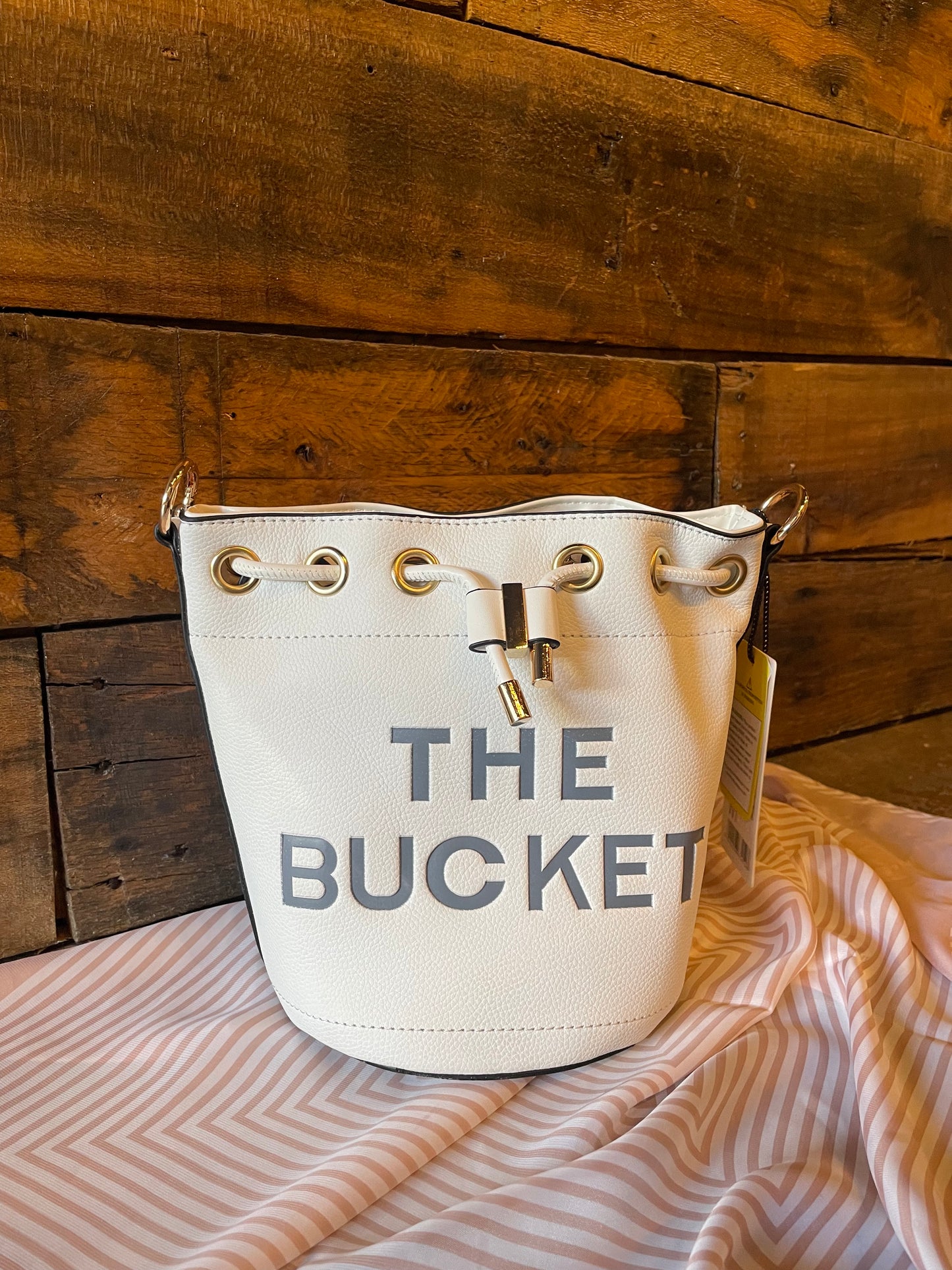 THE BUCKET PURSE